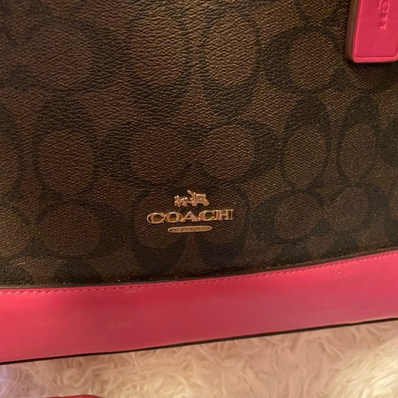 Coach Handbag With Strap - Picture 8 of 11